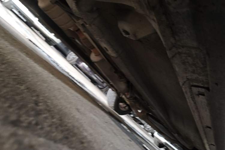 Used Bestune X80 2013 2.0L automatic comfort version Chassis Front Left