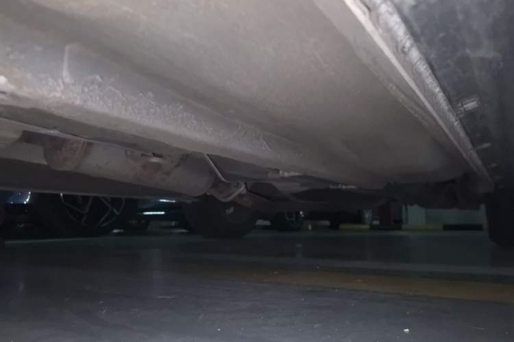 Used Bestune X80 2013 2.3L automatic flagship version Chassis Front Left