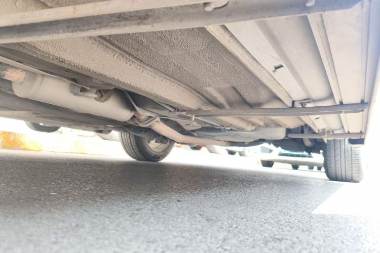 Used Bestune X80 2013 2.0L automatic comfort version Chassis Front Left