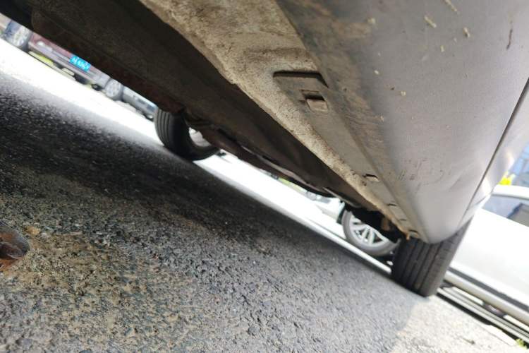 Used Bestune X80 2013 2.0L automatic comfort version Chassis Front Left