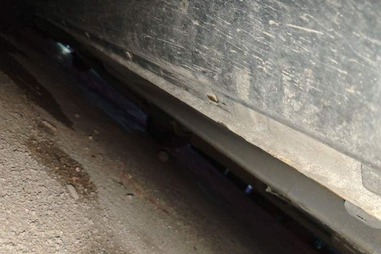 Used Bestune X80 2013 2.0L automatic luxury version Chassis Front Right