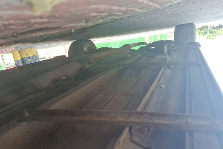 Used Bestune X80 2013 2.0L automatic comfort version Chassis Front Right