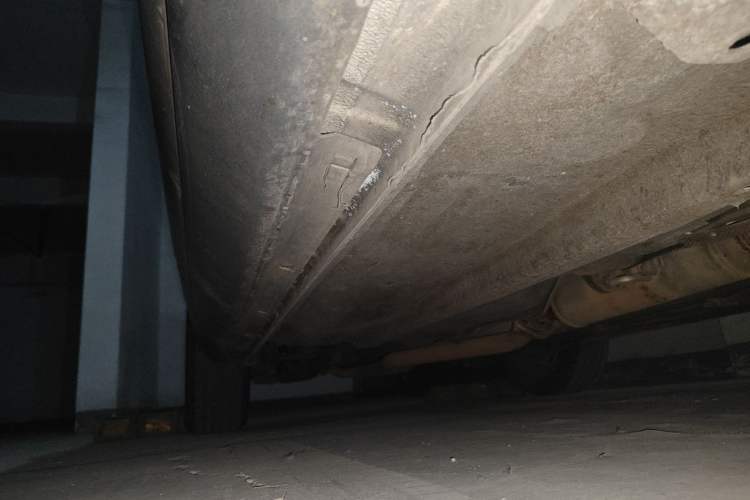 Used Bestune X80 2013 2.0L automatic comfort version Chassis Front Right