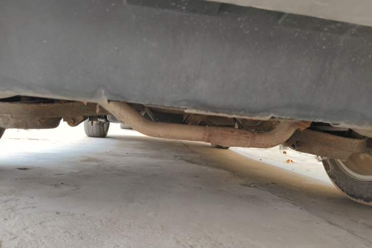 Used Bestune X80 2013 2.0L automatic comfort version Chassis Rear