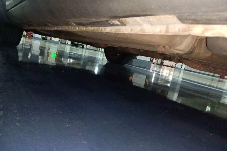 Used Bestune X80 2013 2.0L automatic luxury version Chassis Rear Left
