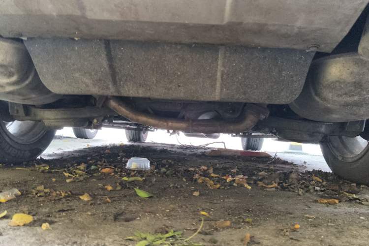 Used Bestune X80 2013 2.0L automatic comfort version Chassis Rear