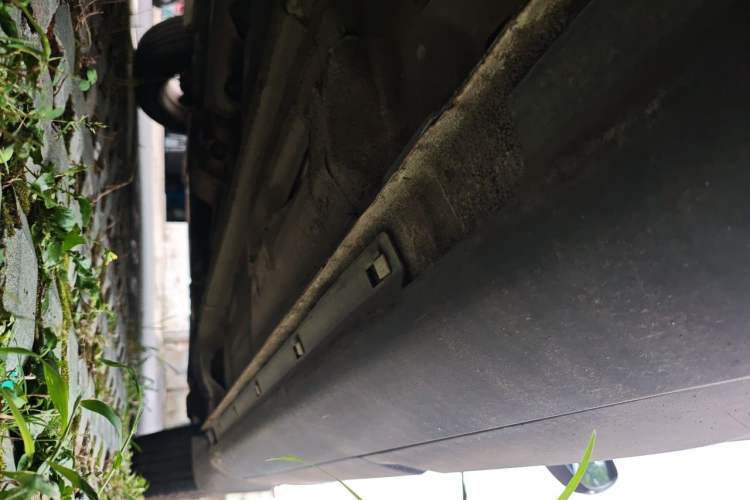 Used Bestune X80 2013 2.0L automatic luxury version Chassis Rear Right