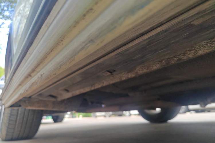 Used Bestune X80 2013 2.0L automatic luxury version Chassis Rear Right