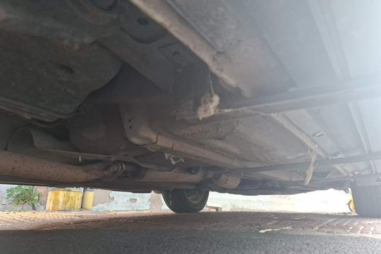 Used Bestune X80 2013 2.0L automatic comfort version Chassis Rear Right