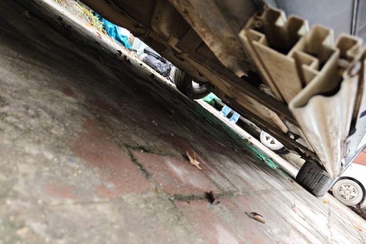 Used Bestune X80 2013 2.0L automatic luxury version Chassis Rear Right