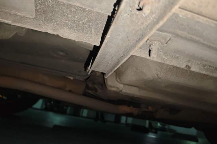 Used Bestune X80 2013 2.0L automatic luxury version Chassis Rear Right