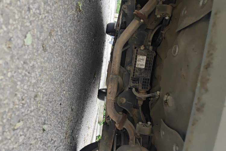 Used Bestune X80 2013 2.0L automatic comfort version Chassis Rear