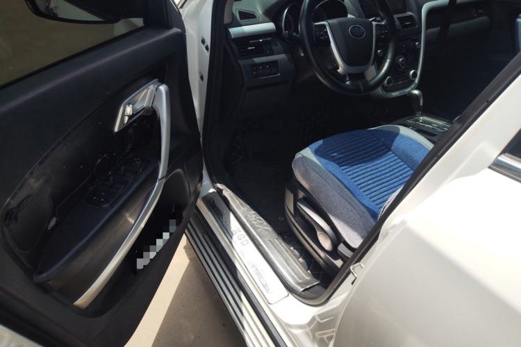Used Bestune X80 2013 2.0L automatic comfort version Driver Seat