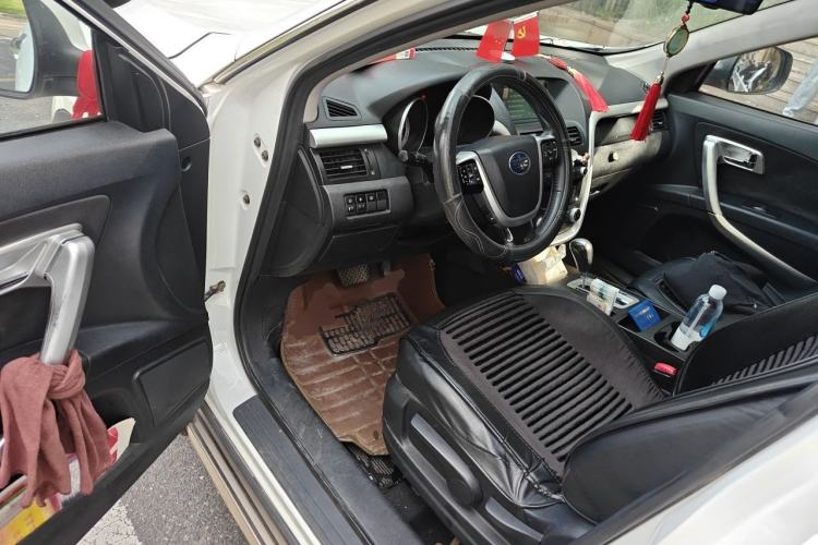 Used Bestune X80 2013 2.0L automatic comfort version Driver Seat