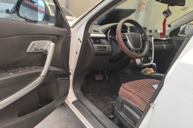 Used Bestune X80 2013 2.0L automatic comfort version Driver Seat