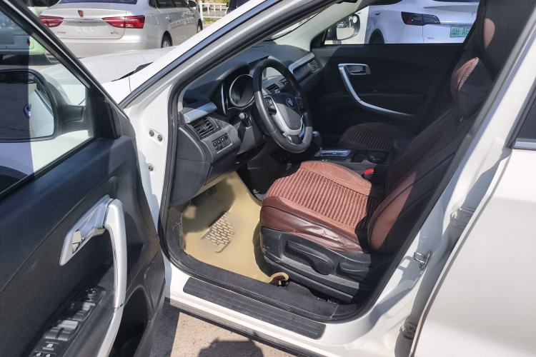 Used Bestune X80 2013 2.0L automatic comfort version Driver Seat