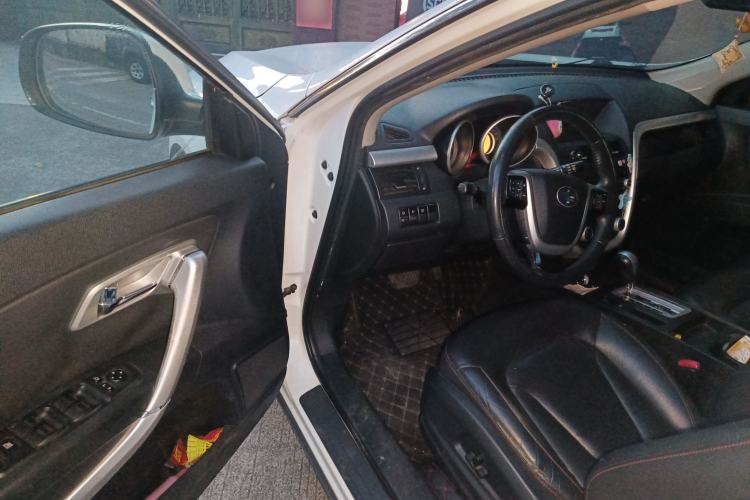 Used Bestune X80 2013 2.0L automatic luxury version Driver Seat