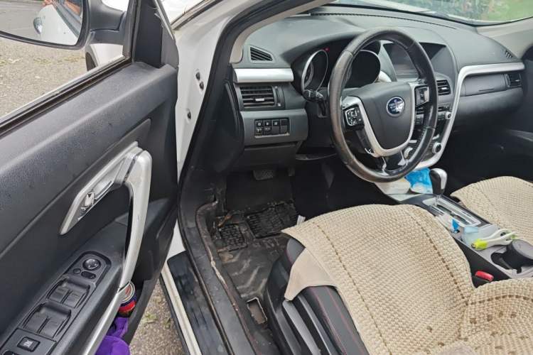 Used Bestune X80 2013 2.0L automatic comfort version Driver Seat