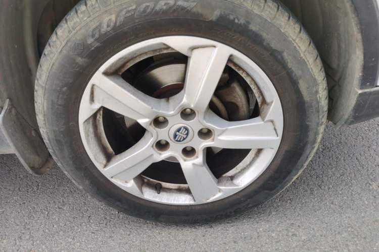 Used Bestune X80 2013 2.0L automatic comfort version Exterior 1