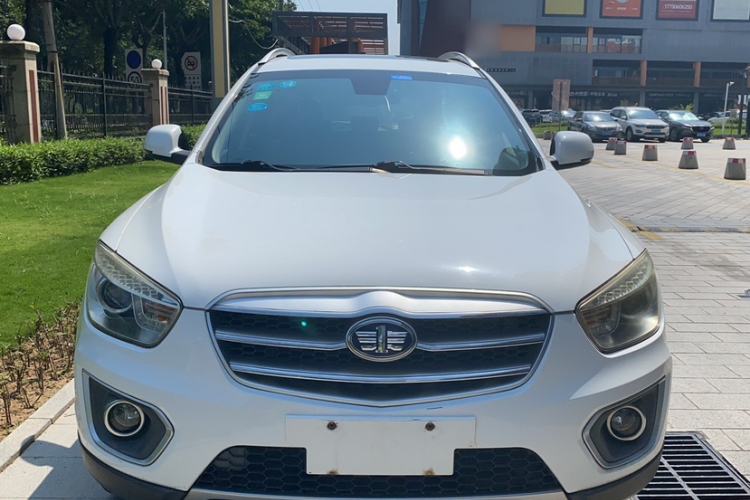 Used Bestune X80 2013 2.0L automatic luxury version Exterior 1