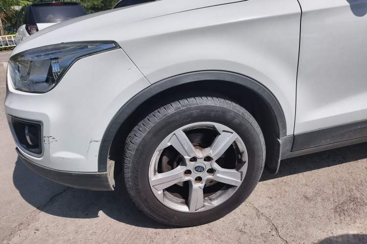 Used Bestune X80 2013 2.0L automatic comfort version Exterior 2