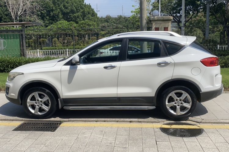 Used Bestune X80 2013 2.0L automatic luxury version Exterior 3