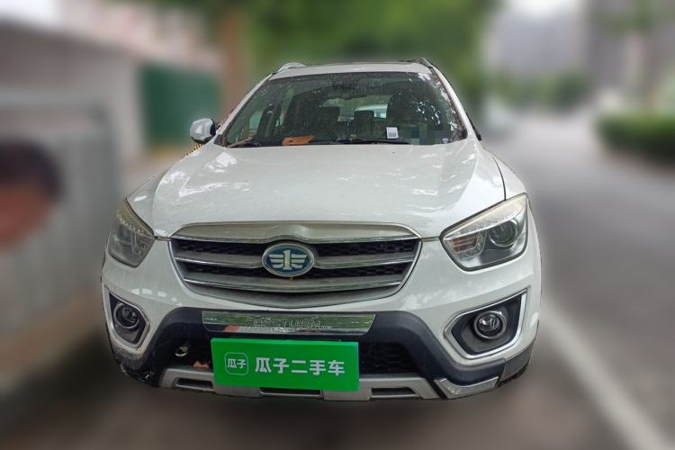 Used Bestune X80 2013 2.0L automatic luxury version Front
