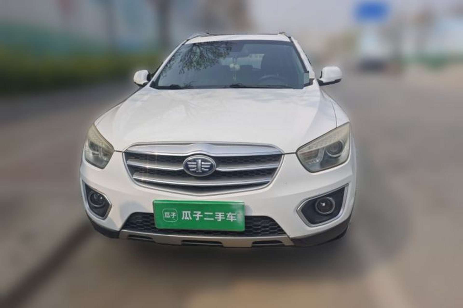 Used Bestune X80 2013 2.0L automatic comfort version Front