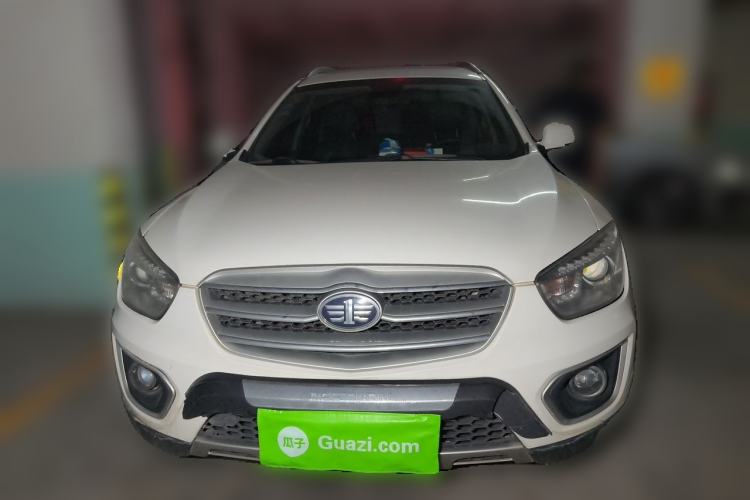 Used Bestune X80 2013 2.0L automatic luxury version Front