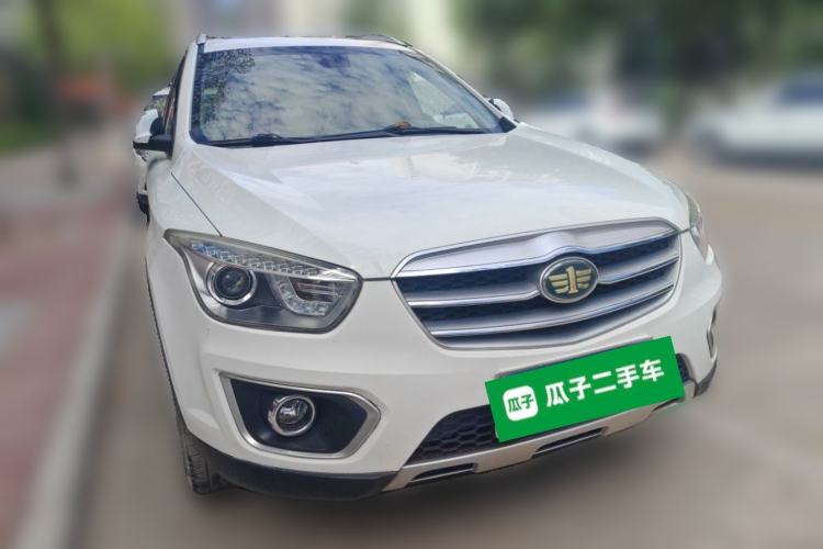 Used Bestune X80 2013 2.0L automatic luxury version Front