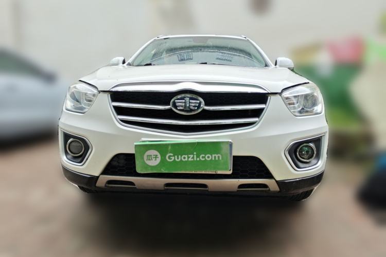 Used Bestune X80 2013 2.0L automatic luxury version Front
