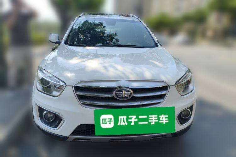 Used Bestune X80 2013 2.0L manual luxury version Front