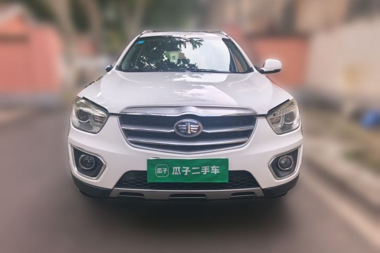 Used Bestune X80 2013 2.0L automatic luxury version Front