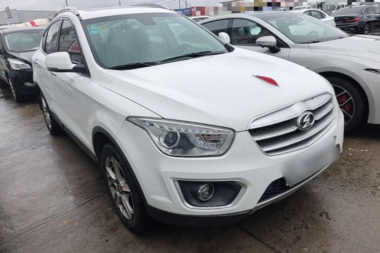 Used Bestune X80 2013 2.0L automatic comfort version Front Right 45 Deg