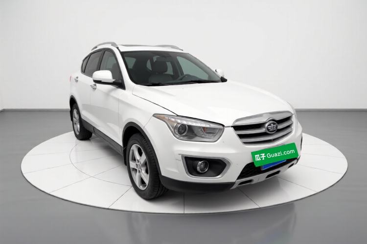 Used Bestune X80 2013 2.0L automatic luxury version Front Right 45 Deg
