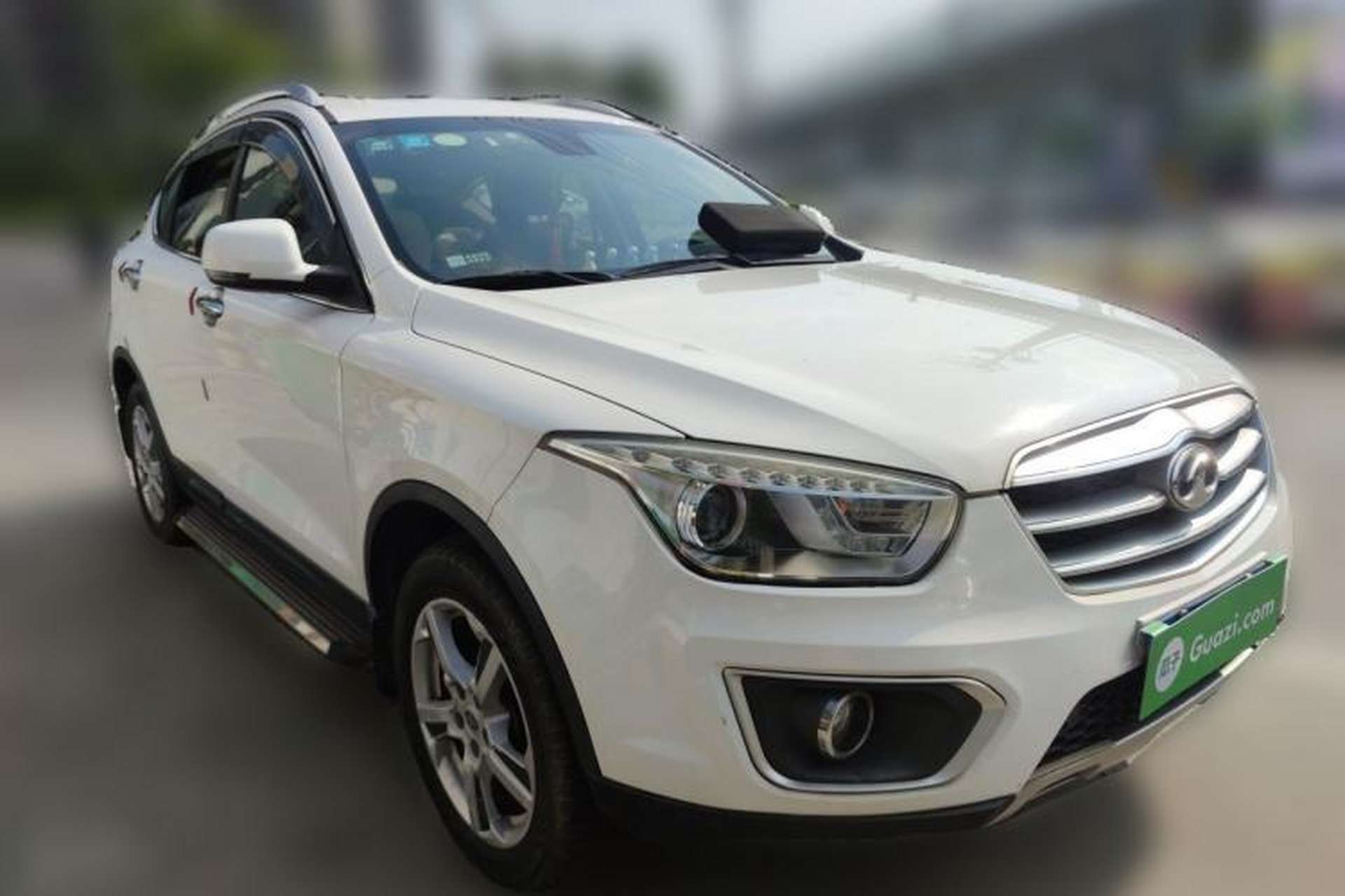 Used Bestune X80 2013 2.0L automatic comfort version Front Right 45 Deg