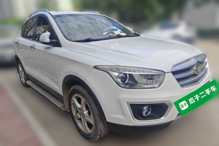 Used Bestune X80 2013 2.0L automatic luxury version Front Right 45 Deg