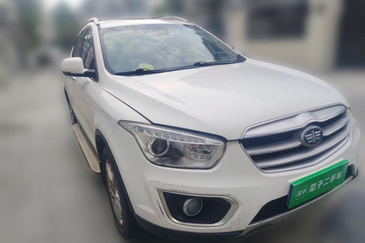 Used Bestune X80 2013 2.0L automatic luxury version Front Right 45 Deg