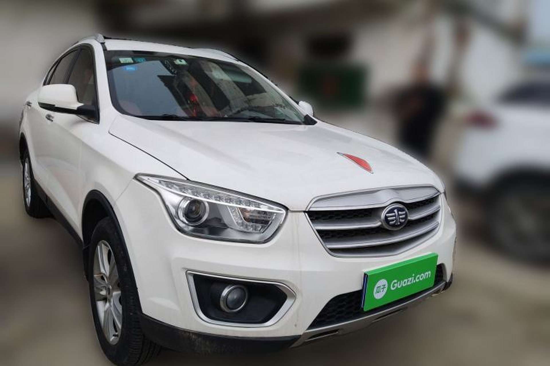 Used Bestune X80 2013 2.0L manual base trim Front Right 45 Deg