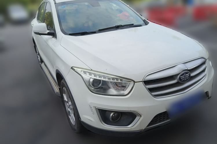 Used Bestune X80 2013 2.0L automatic comfort version Front Right 45 Deg
