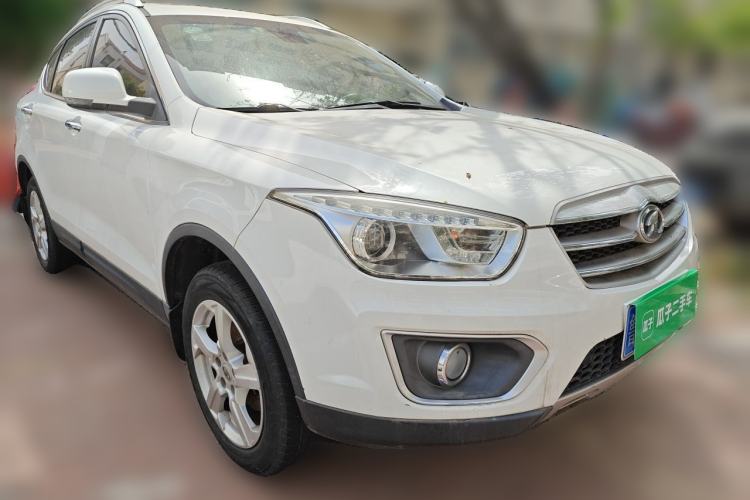 Used Bestune X80 2013 2.0L automatic luxury version Front Right 45 Deg