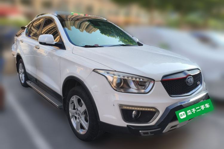 Used Bestune X80 2013 2.0L automatic comfort version Front Right 45 Deg