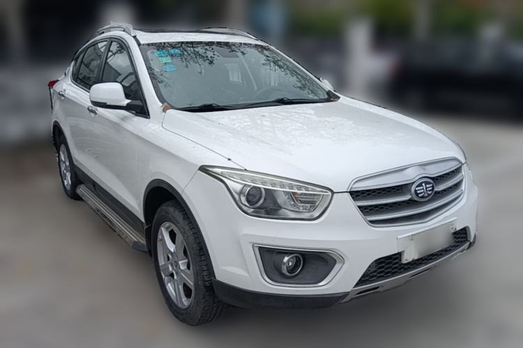Used Bestune X80 2013 2.0L automatic luxury version Front Right 45 Deg
