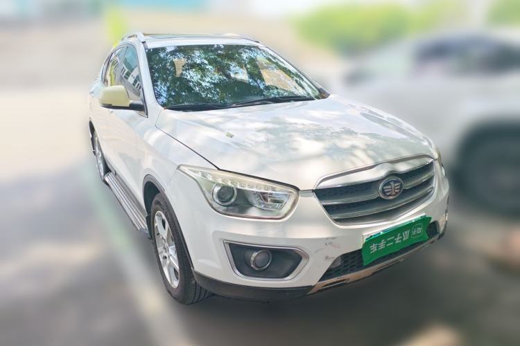 Used Bestune X80 2013 2.0L automatic luxury version Front Right 45 Deg