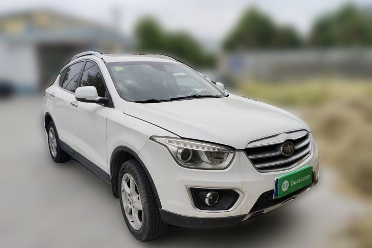 Used Bestune X80 2013 2.0L automatic comfort version Front Right 45 Deg