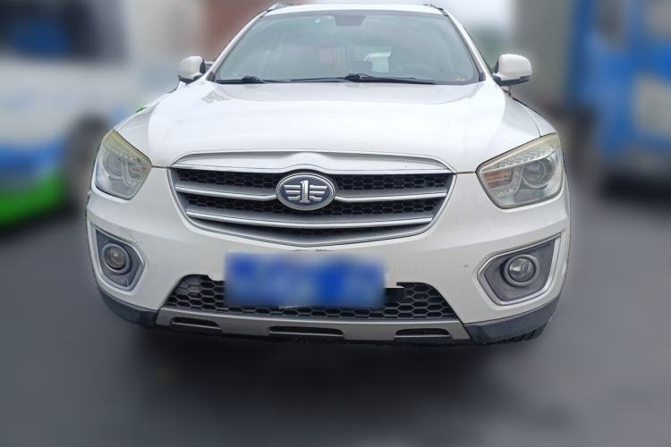 Used Bestune X80 2013 2.0L automatic luxury version Front