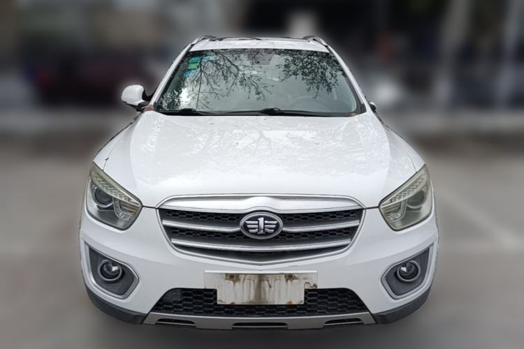 Used Bestune X80 2013 2.0L automatic luxury version Front