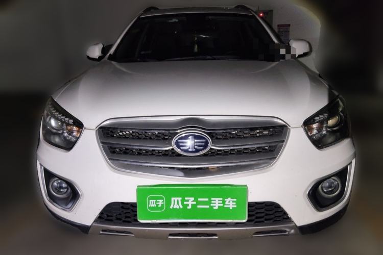 Used Bestune X80 2013 2.0L automatic luxury version Front