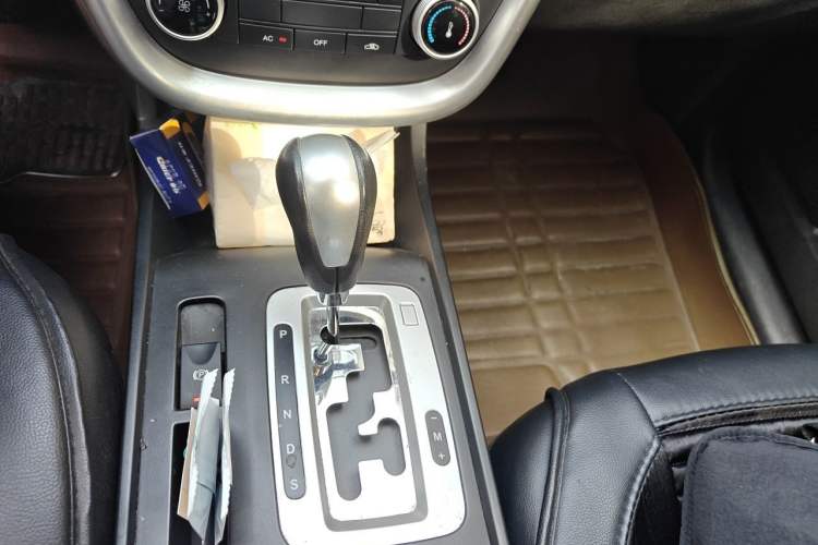 Used Bestune X80 2013 2.0L automatic comfort version Gear Lever