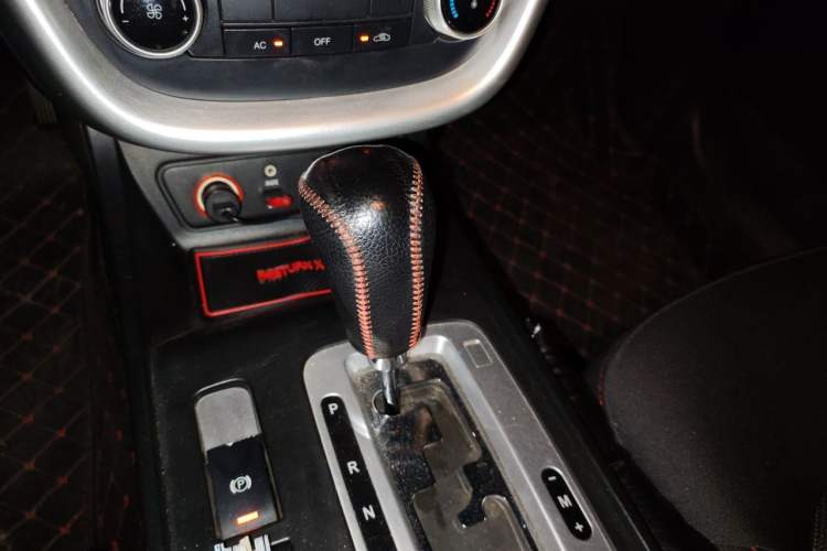 Used Bestune X80 2013 2.0L automatic comfort version Gear Lever